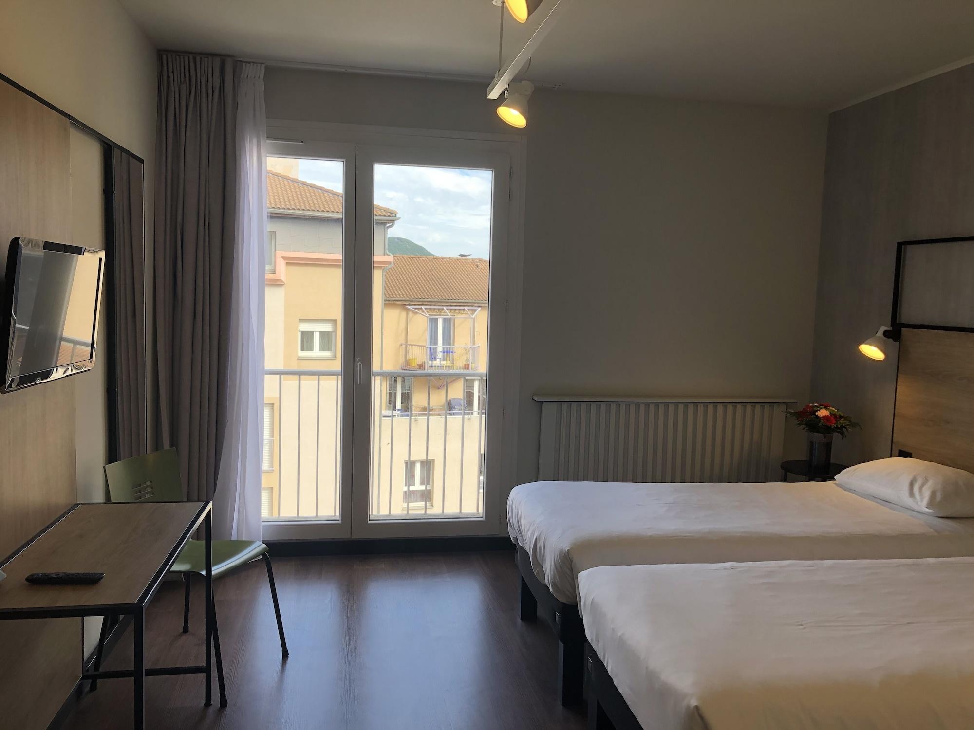 Отель Ibis Centre Мийо Экстерьер фото
