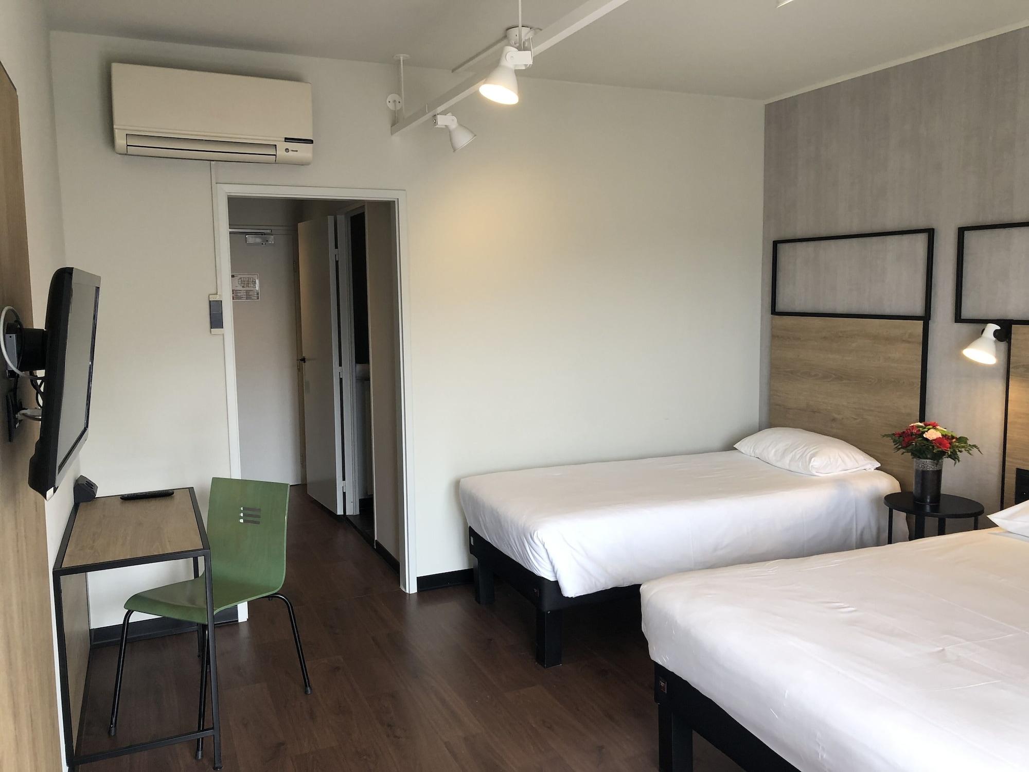 Отель Ibis Centre Мийо Экстерьер фото